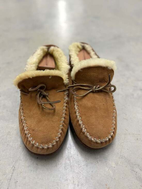 L.L.Bean Men\'s Wicked Good Moccasins Shearling Lined Suede Slippers main image 2